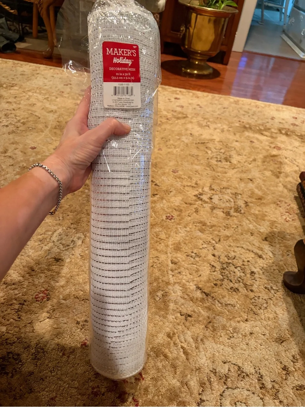 Nwt Silver White Decorative Mesh Roll holiday floral festive festival party